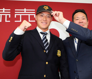 【巨人】千歳市出身・育成２位の林燦が支配下＆北海道凱旋登板誓う　広陵先輩・小林誠司捕手にあいさつ