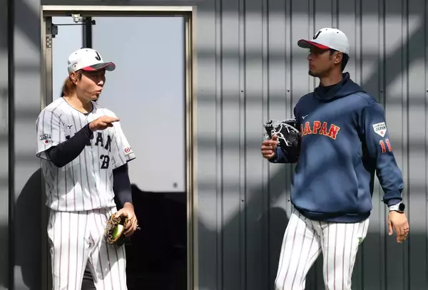 侍ベンチに飾られたダルビッシュ有のユニホームへの思い　高橋宏斗「一緒に戦っているつもりで」…再会約束「いい形でマイアミに」