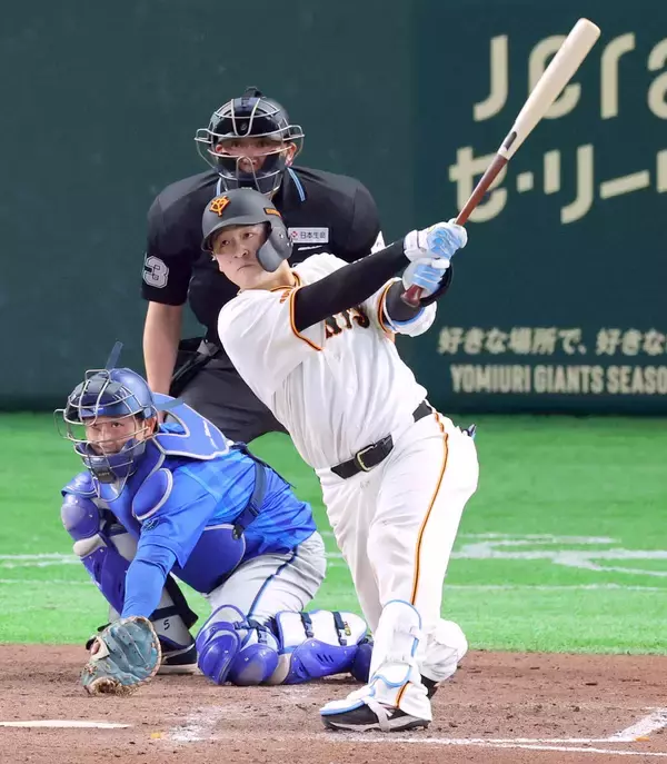 【巨人】ダルベックの二塁打でチャンスから、主将・岸田行倫の犠飛で勝ち越し！「リードを守り切れるように守備も頑張ります」