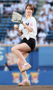 新谷姫加、初始球式でノーバン直球「野球経験はないけど、自信あったのでうれしい」