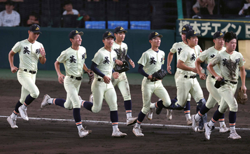 【甲子園】英明が初回からピックオフ成功「出るかなと思っていた」“得意技”で流れつかみ春夏連続の最高成績
