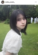 「＝ＬＯＶＥ」佐々木舞香、純白×花柄レースワンピース姿に「ビジュ爆発してる！！」「ちょっと女神すぎるか」