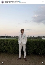 中川大志、白スーツ姿で「今夜、中山競馬場。いくぜ。パーフェクト」オフショット投稿