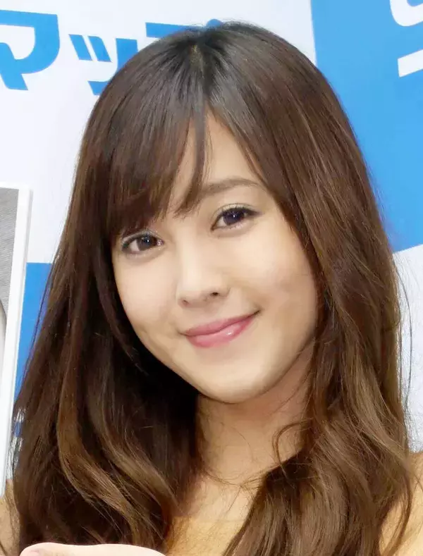 女優で麻雀プロの山本ひかる、第１子妊娠を公表「新しい命を授かりました」…２４年１月に結婚を発表