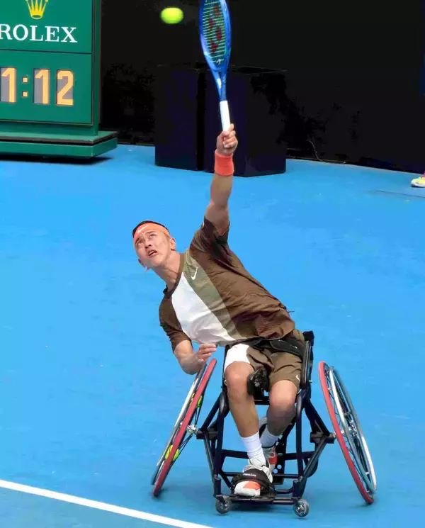 【全豪テニス】世界王者小田凱人　昨年決勝で敗れた雪辱に向け、ストレート勝ちの好発進　　車いすテニス