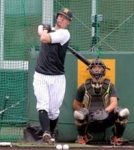 【阪神】佐藤輝明、今季も登録名は「佐藤輝」の意向「なくなったらさみしい」祖母助言でひげもスッキリ