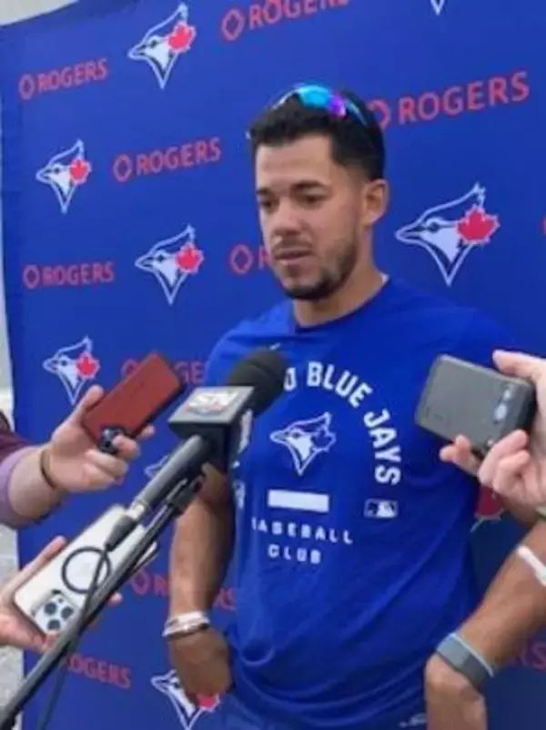 昨季、終盤負傷者リスト入りしポストシーズン欠場の右腕ベリオスが謝罪