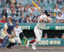 【センバツ】大阪桐蔭４番・ＤＨの谷渕瑛仁の大会８号ソロで一時勝ち越しも…直後同点に追い付かれる　準々決勝・英明戦