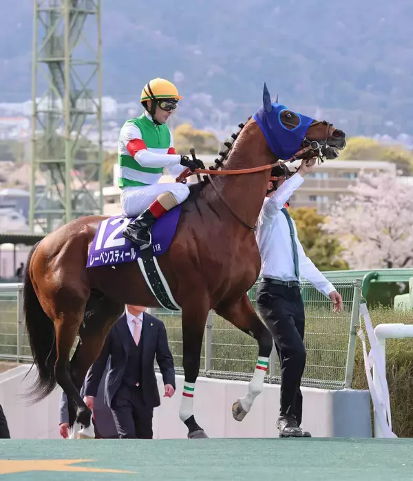 【大阪杯】「坂の上から苦しくなりました」ルメール騎手　４角で手応え抜群のレーベンスティールは６着