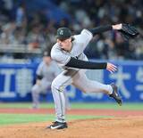 「巨人新助っ投が待望初勝利「確信をつかんで勢いづいた」宮本和知氏が評価したウィットリーの“一球”」の画像1