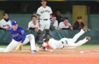 【番記者Ｇ戦記】執念のヘッスラから泥臭く逆転　泉口負傷の非常事態に熱く一丸で価値ある勝利　両軍ミス出るも若手が躍動