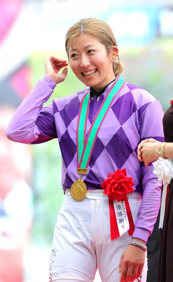出水麻衣アナ、女性騎手初のＧ１制覇・今村聖奈を称賛「『聖奈さんみたいになりたい！』って人もこれから多く出てくるんじゃないかな」