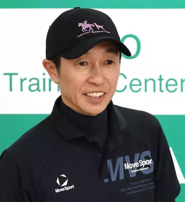 【日本ダービー・共同会見】「イレ込むんですよ、だいたい」調教終え武豊騎手は笑顔でジョーク　ゴーイントゥスカイの調教見守ったオーナーに