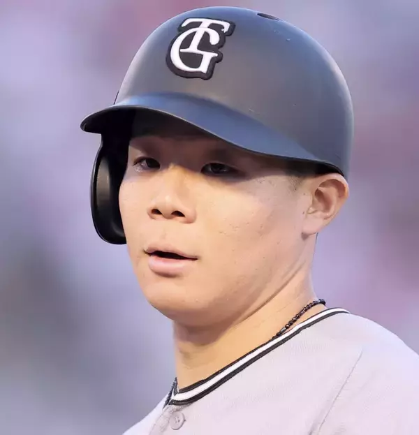 巨人・佐々木俊輔は「右肋骨の骨挫傷」の診断　 １０日楽天戦の死球後、１３日に痛み…２試合連続で西武戦は欠場へ