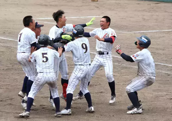【ボーイズリーグ】明石３年生が劇的勝利で全国切符　ジャイアンツカップ兵庫県予選