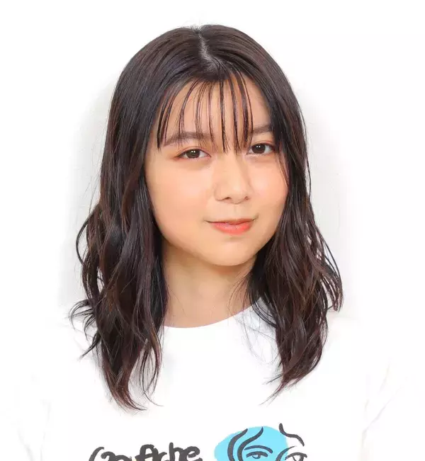 上白石萌歌、高校サッカー選手権準決勝進出の“母校”を熱烈応援「勝ちますように！　頑張れ！　みんな。頑張って！」