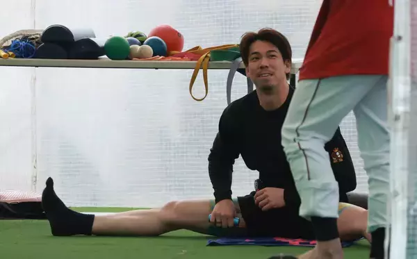 プロ野球１２球団一斉キャンプイン　楽天・前田健太、巨人・則本昂大、ロッテ・石垣元気ら注目選手ズラリ…１４日からはＷＢＣ事前合宿も