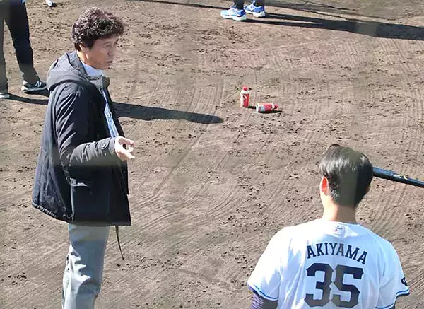 【西武】ドラフト３位・秋山俊が“初代秋山”秋山幸二氏の前で２安打　ライブＢＰで平良と甲斐野から１安打ずつマーク