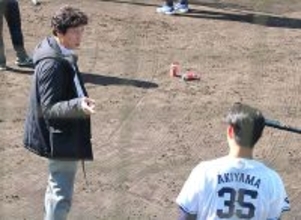 【西武】ドラフト３位・秋山俊が“初代秋山”秋山幸二氏の前で２安打　ライブBPで平良と甲斐野から１安打ずつマーク