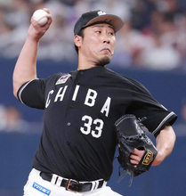 【ロッテ】八木彬が額に送球直撃のアクシデント　三塁ベースカバーも捕球できず　ベンチで治療後、近藤に３ラン被弾