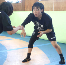 東海大会王者・６８キロ級の１年生小林叶実が飛龍レスリング女子選手として初の表彰台を狙う…２３日から全国高校総体