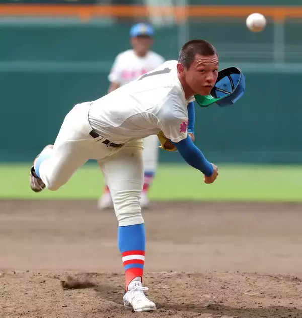 【甲子園】 花咲徳栄はプロ注目の最速１４８キロ右腕・黒川凌大が先発　岩井監督「思い切って腕を振ってほしい」