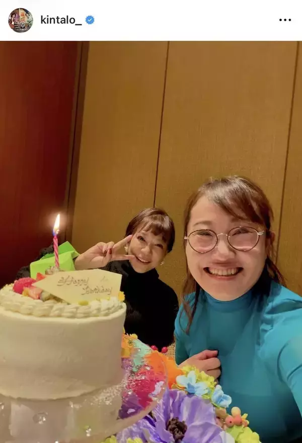 キンタロー。「顔が…５倍くらいありました」伝説のアイドルと並んだ姿が衝撃「完全なる無加工」「まるで１００ｍくらい後ろに」