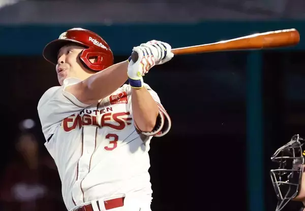 【楽天】浅村栄斗が今季活躍の若手に継続の大切さを説く「何年も何年もやっていかないと」