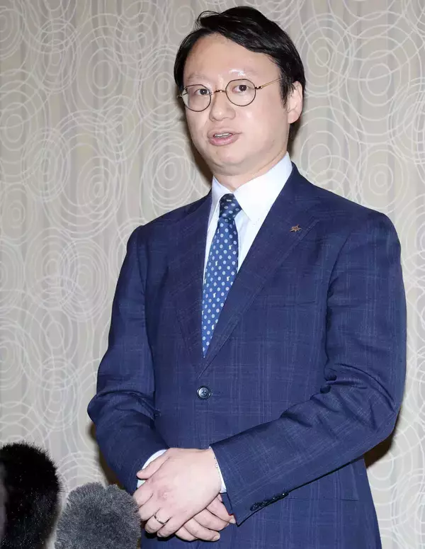 【ＤｅＮＡ】助っ人右腕はパスポート＆ビザが〝行方不明〟で来日遅れ　球団社長が事情説明