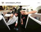 「侍ジャパン、決戦の地・マイアミへ向かう選手たちの機内の様子が話題！大谷翔平×菊池雄星など豪華ショットずらり」の画像1