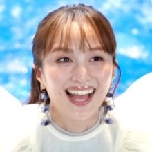 「だ、だ、だれと」百田夏菜子、幻想的な夜桜見物姿にフォロワー沸く「なんちゅー」「ひときわ目立つ」…電撃婚から２年