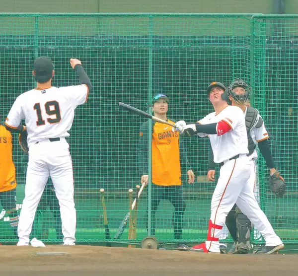 【巨人】リチャードがライブＢＰで山崎伊織から本塁打　担当トレーナーに「本当に感謝しています」