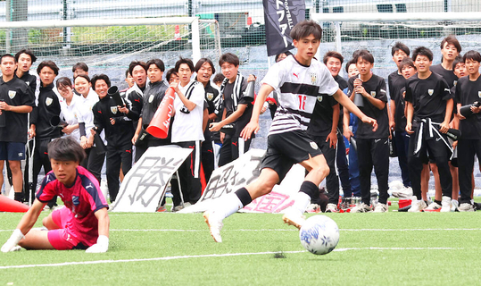 【高校サッカー】聖隷クリストファーがシード校の富士市立を破り２年ぶり８強　１年生ＭＦ藤山りゅうが決勝点「公式戦初ゴールです。うれしい」