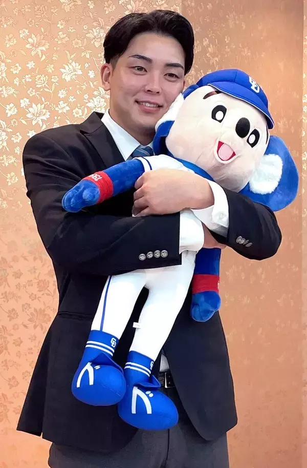 【中日】ドラフト１位・中西聖輝が仮契約「ここからがスタート。投げる試合は必ず勝てるように」