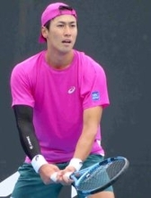 【テニス・デビス杯】日本は１勝１敗のスタート　綿貫陽介は勝利…エース・望月慎太郎は敗れる…デビス杯対オーストリア