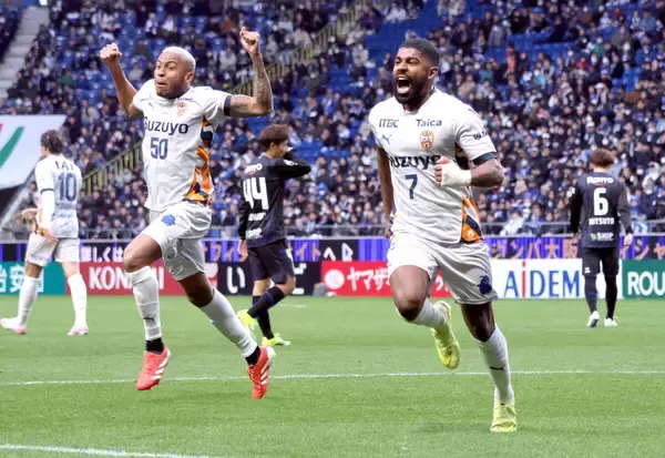 【Ｊ１清水】ＰＫ戦で敗戦も執念の勝ち点１　後半３８分から北川弾＆カピシャーバ弾で２点差追いつく「諦めない姿勢は評価できる」吉田監督