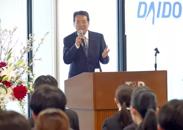 大同生命・藤田広行新社長が入社式で新入社員にメッセージ「一緒にデビュー戦心強い」ゲスト栗原恵さんはスパイク披露
