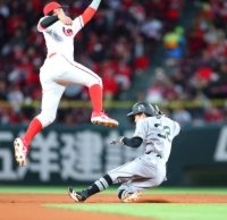 巨人若手が光！四球もぎ取り盗塁で好機演出の浦田＆泉口　甘い球逃さず積極連打の佐々木＆増田陸＆礼都…担当記者が見た