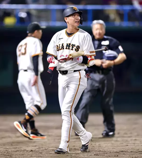 【巨人】しびれる延長戦　ノーヒットで１死満塁もサヨナラならず１１回に突入