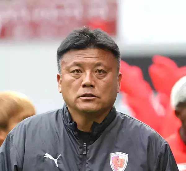京都・曺貴裁監督、２３日の長崎戦限りで退任　前倒しでチーム去る　プレーオフ２試合は吉田達磨ヘッドが指揮