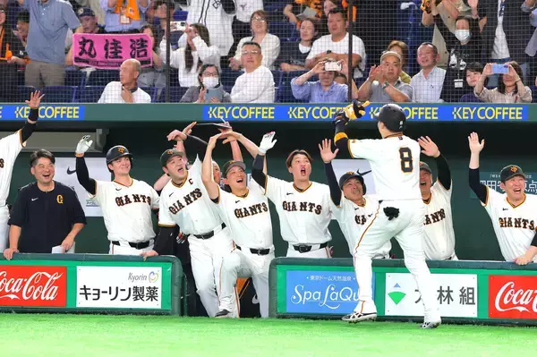 【巨人】橋上監督代行「選手が非常に頼もしく感じます」劇的逆転勝ちに大興奮　代打満塁弾の丸を絶賛「鳥肌が立つ」