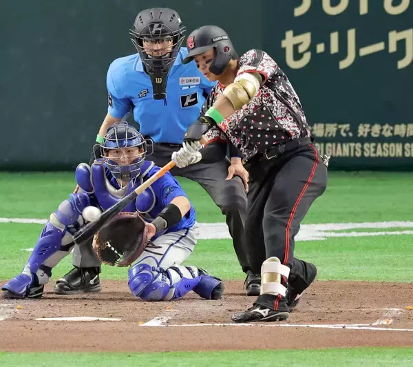 【巨人】石塚裕惺「使ってもらっている以上、やっぱりチームの勝利に貢献したい」意地の猛攻に絡む本拠地初安打＆初打点