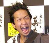 「“ギター侍”波田陽区　現在５１歳「久々やな」「びっくり」変ぼうした近影！「残念！」のブレイクから２４年」の画像1