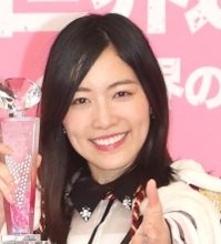 新婚の松井珠理奈、現在と七五三の“比較ショット”に仰天「小さい頃から完成されてますな〜」「最初から美人」