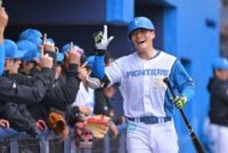 【日本ハム】清宮幸太郎が実戦初打席で今季初アーチ