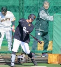 【巨人】佐々木俊輔が大勢から中前打！松井氏指導後に即結果…ライブＢＰ