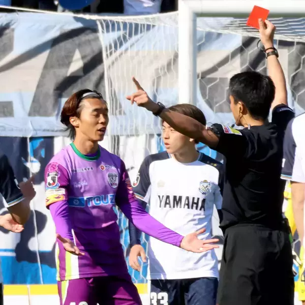 【Ｊ２藤枝】槙野智章監督が初のダービーで勝利「自分たちが主導権を握れた」前半ＡＴに退場者出しながらＰＫ戦制す