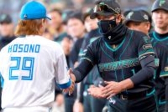 【日本ハム】守乱で１５失点大敗　新庄剛志監督「疲れもたまってくるころ。次のカードでやり返します」８回に３失策、２野選、１暴投絡んで一挙８失点