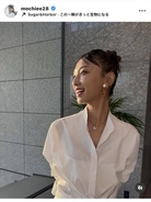 ５４歳フリーアナの美ぼうにうっとり「若すぎ」「新たな美女発見！！と思いきや…」「モデル級の美人」…望月理恵に絶賛の嵐