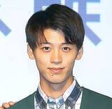 「竹内涼真「ずっとあこがれの存在」元日本代表と生共演に興奮「髪形もマネして似合わなくて失敗して」」の画像1